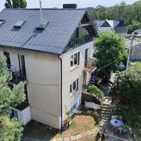 Safari House - Dom Podroznika Privat bolig