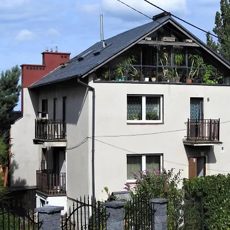 Safari House - Dom Podroznika Homestay