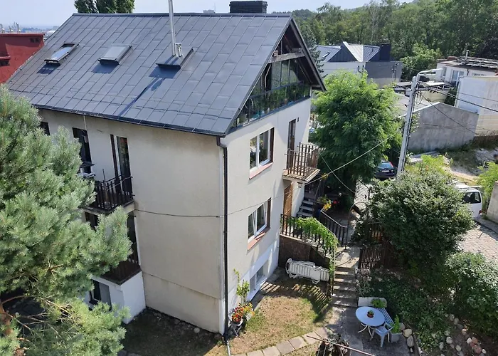 Safari House - Dom Podroznika Проживання в сім'ї